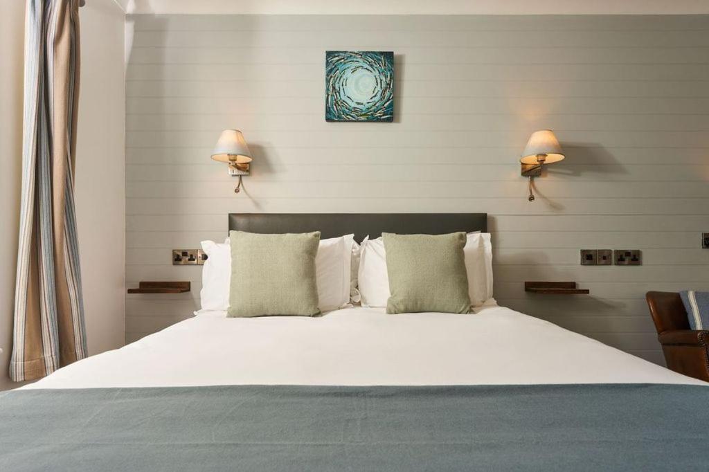 Port William Inn ทินเทเจล ภายนอก รูปภาพ