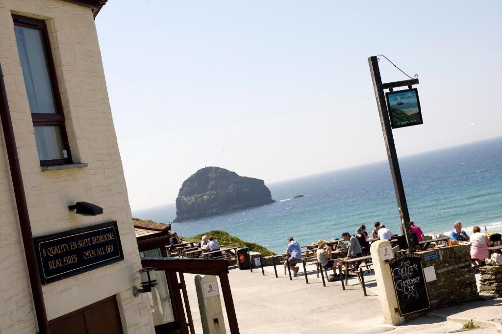 Port William Inn ทินเทเจล ภายนอก รูปภาพ